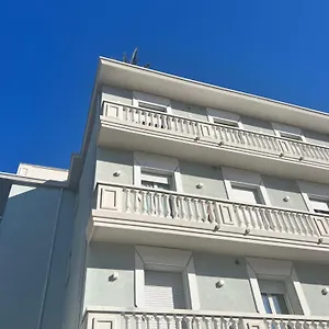 Aparthotel Mimosa ***